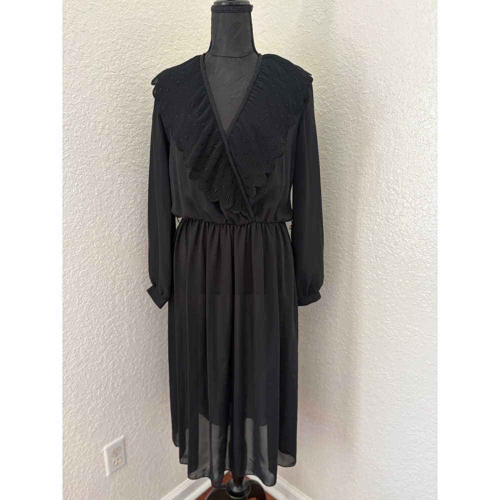Toni Todd Black Pleated‎ Scalloped V-Neck Midi Dress Long Sleeve Vintage Style